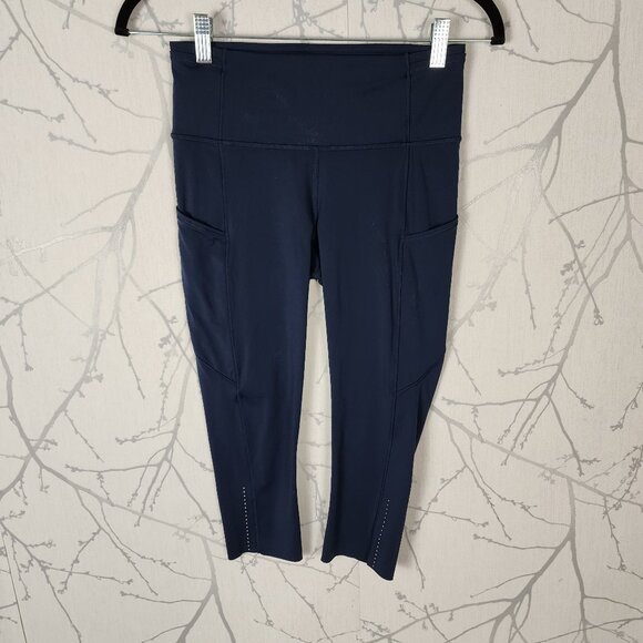 Lululemon Navy Nulux High Rise Fast & Free 7/8 Crop 19" - Picture 2 of 6